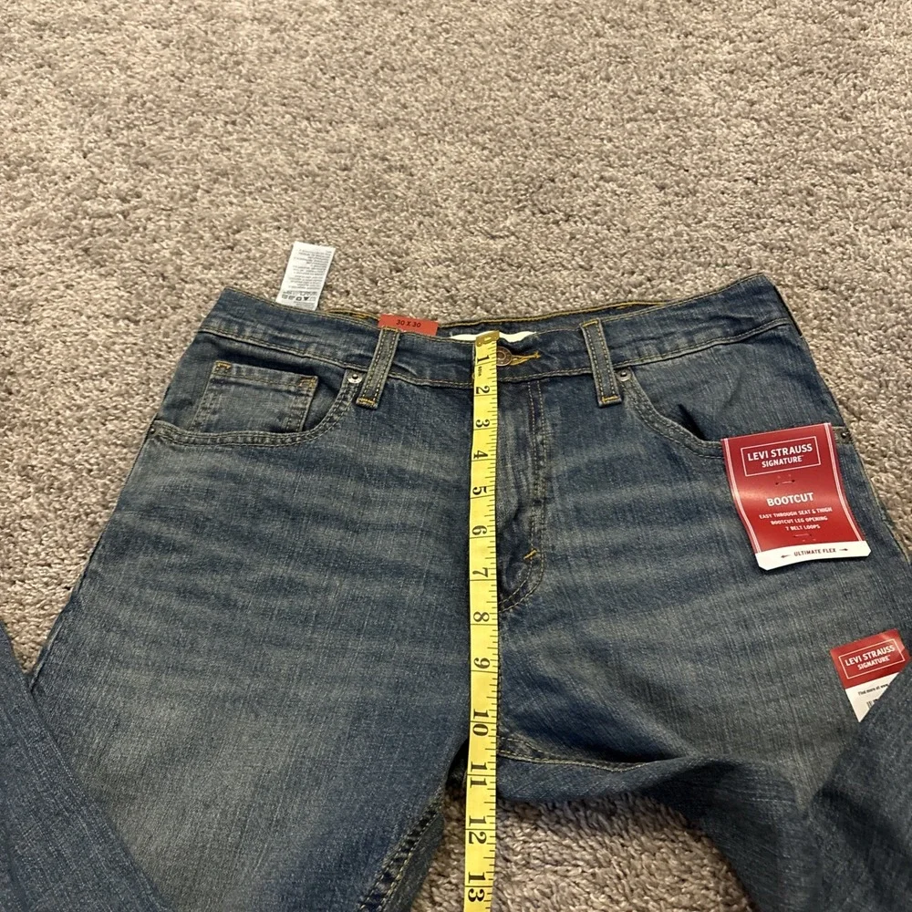 NEW Signature By Levi Strauss Blue Jeans Men's 30x30 Ultra Flex Bootcut Denim